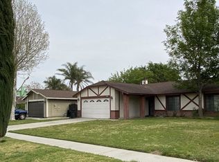 17327 Ceres Dr, Fontana, CA 92335