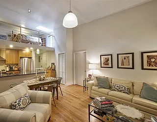 Rented by R New York