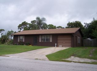 950 Fern Ave, Sebastian, FL 32958