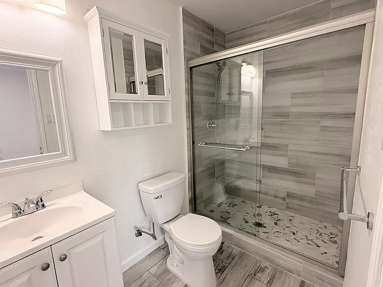 11501 Cotillion Dr — Photo 4