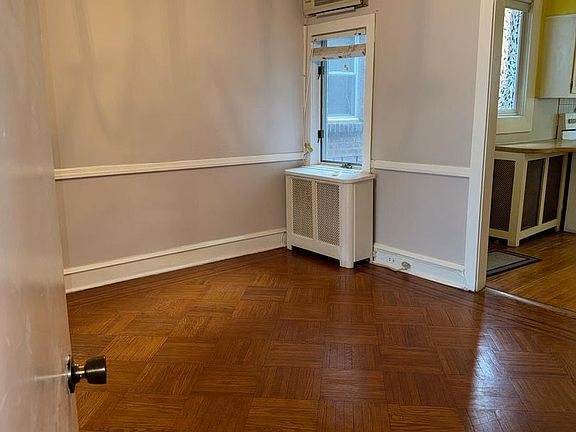 4th image of 653 Gerhard St