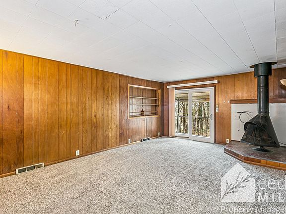 2nd image of 1723 N Holyoke Ave #1
