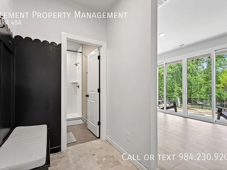 4730 Cypress Tree Ln #1 — Photo 32