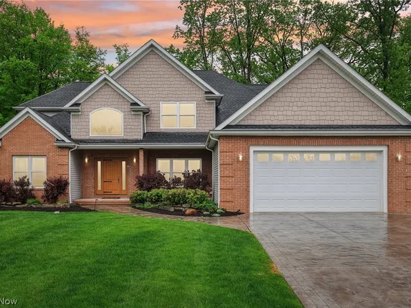 7048 Twin Creeks Ct, Independence, OH 44131