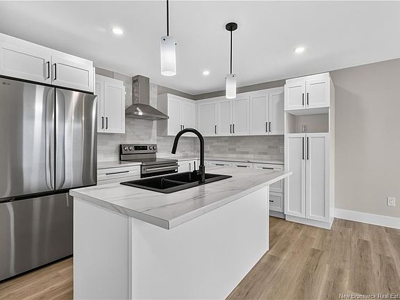 3rd image of 226 Maccoun St #224