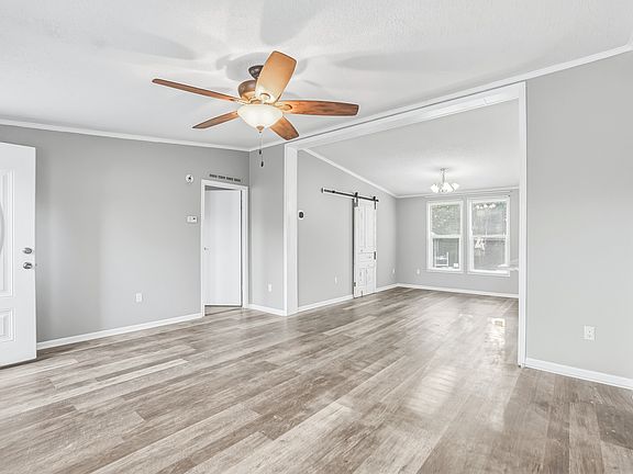 2nd image of 408 Ocean Spray Dr