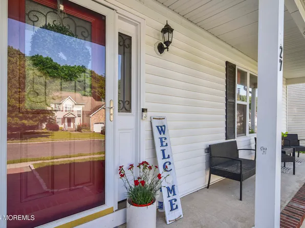 27 Sally Street, Howell, NJ 07731