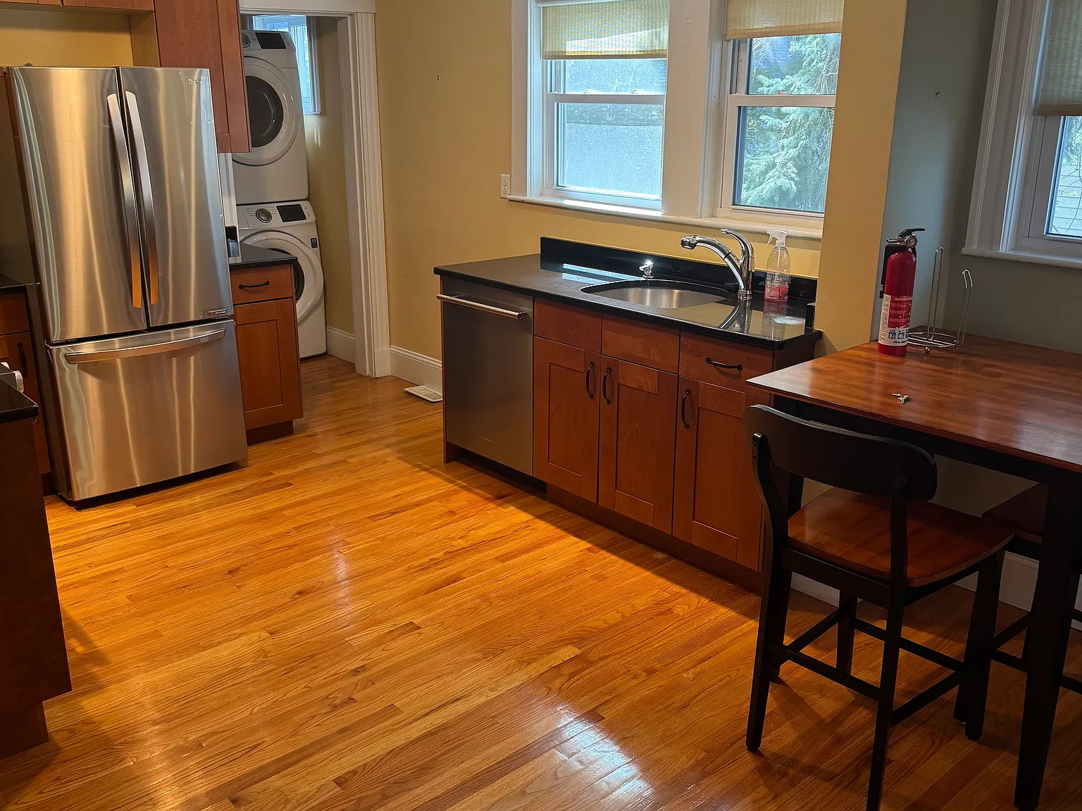 2 bed, 1482 sqft, $3,200 — Photo 3