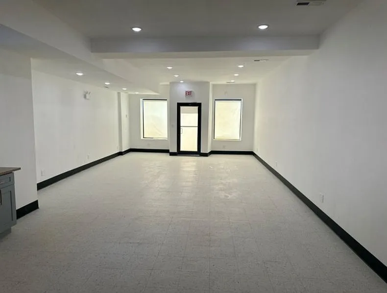 Studio, 1.0 bath, 1100 sqft, $1,800 — Photo 1