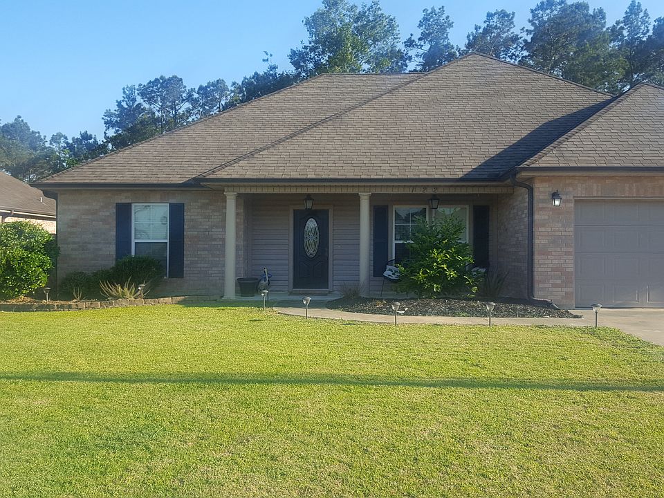 1st image of 1225 Garden Dr