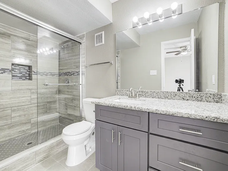 Ashford St Cloud Bathroom1