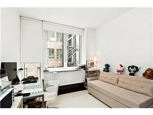 Rented by Douglas Elliman | media 15