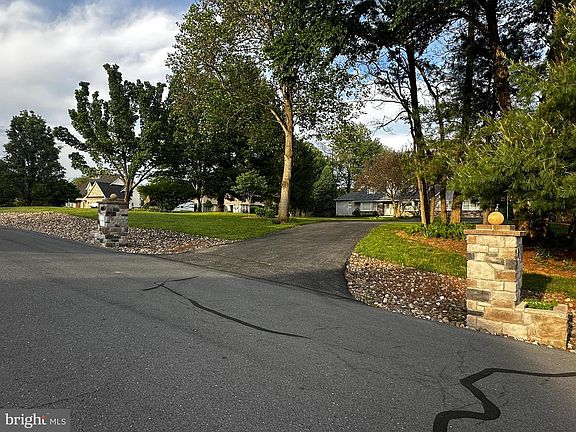 2nd image of 236 Babbling Brook Ln