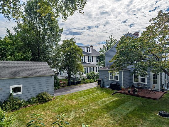 5th image of 793 Allen St