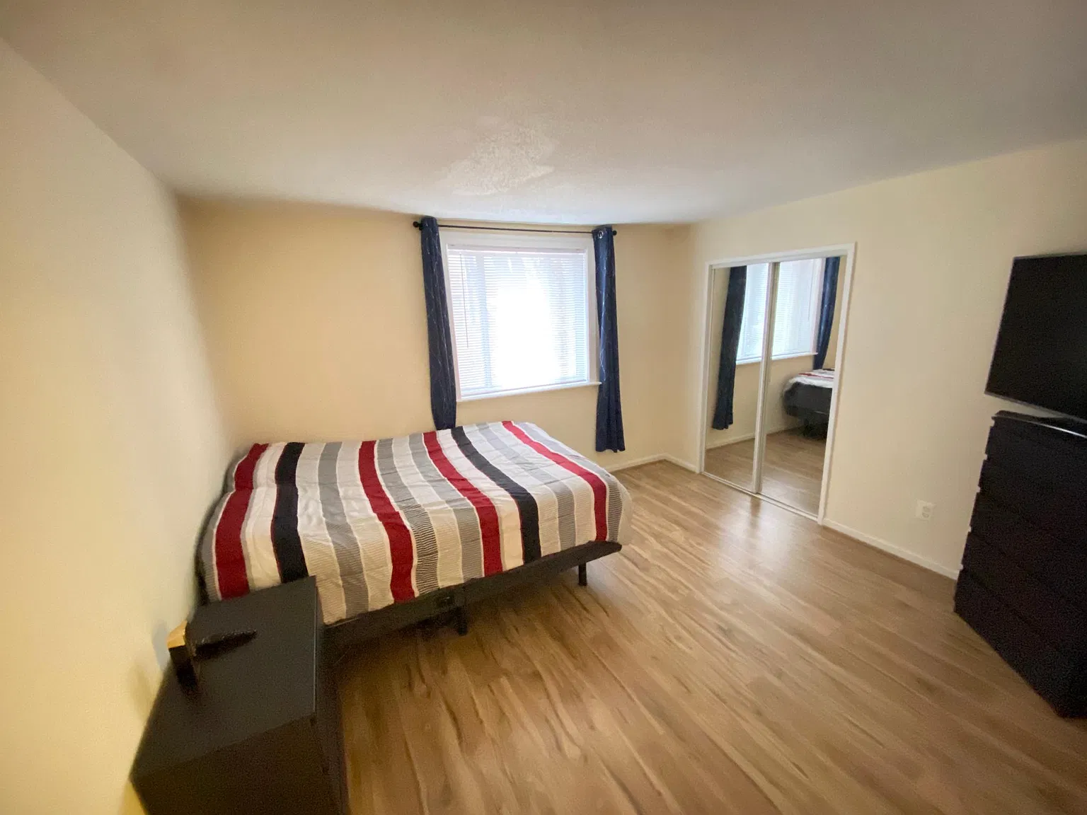 1730 Arlington Blvd — Photo 3