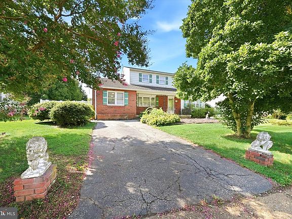 3rd image of 17 Millwright Dr