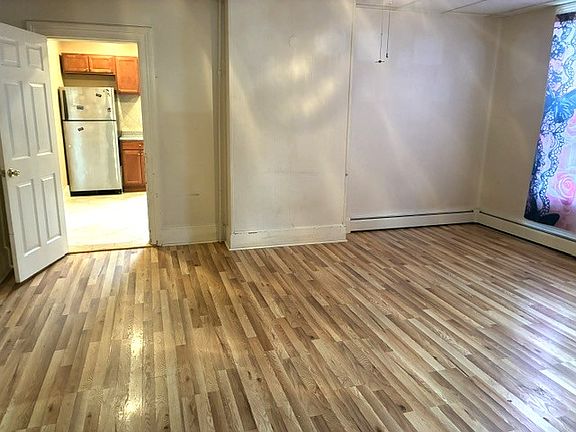 4th image of 2 Wright St #1