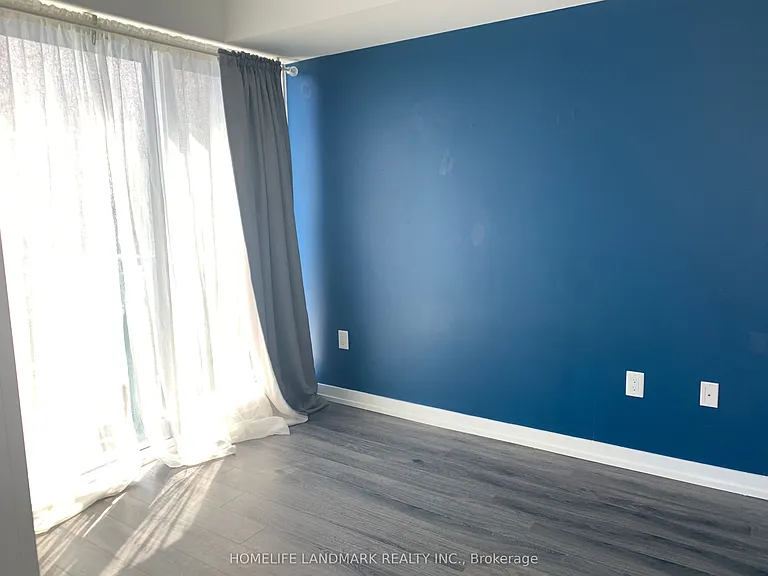 77 Shuter St #1206 — Photo 10