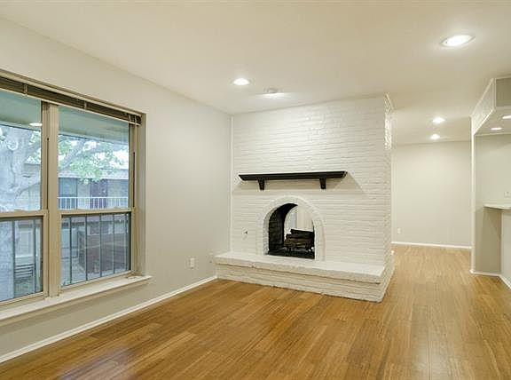 3rd image of 5930 Birchbrook Dr #221