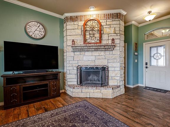 5th image of 9148 Parkview Cir
