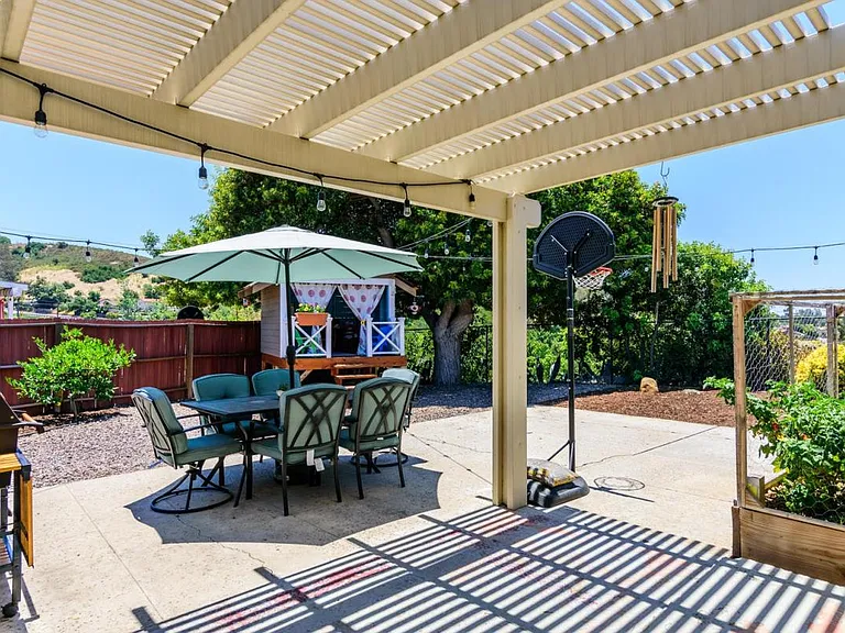 6555 Royal Gorge Ct — Photo 29