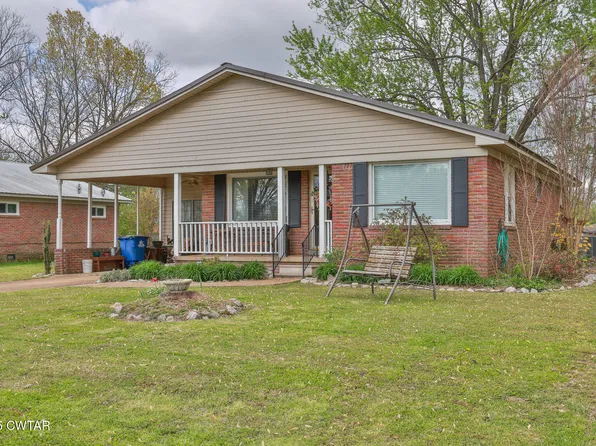 403 Fairlane Dr, Greenfield, TN 38230