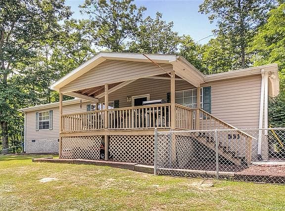 3rd image of 452 Griffin Dr