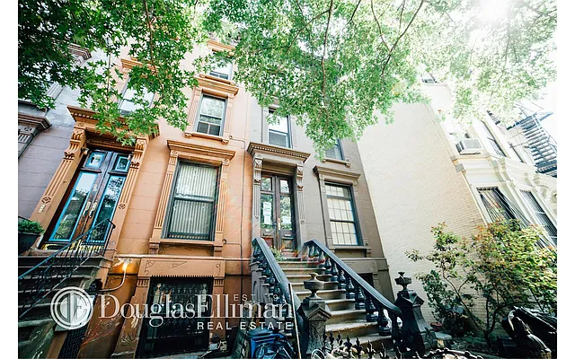 Rented by Douglas Elliman | media 15