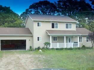 3590 S Ironwood Dr, Ludington, MI 49431