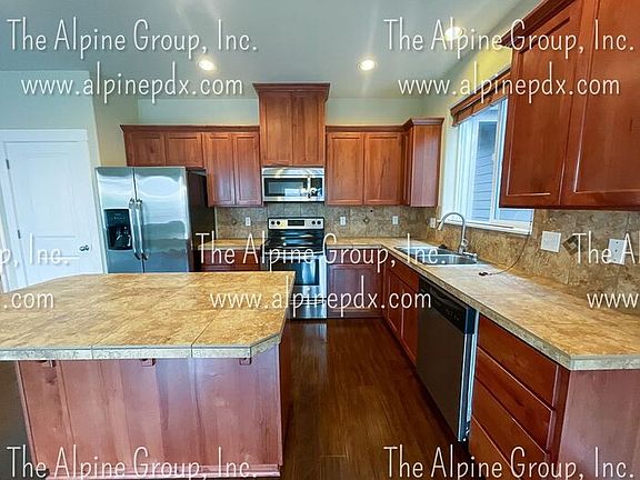 4th image of 10613 NW 320th Ave
