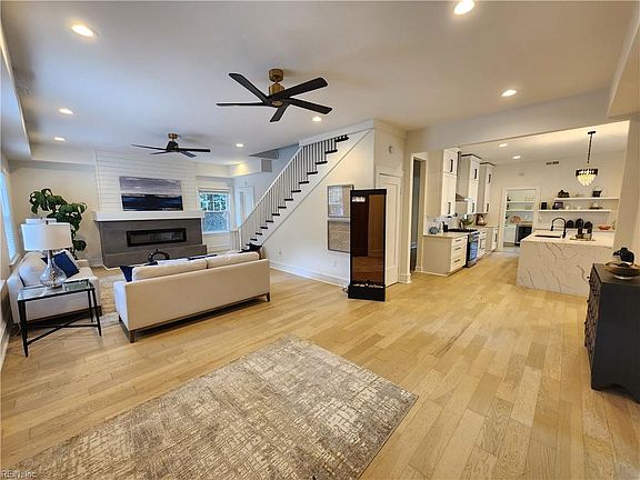 4th image of 1224 Westover Ave