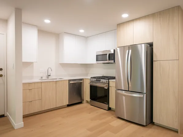 IMT Hoffman, 12009 Hoffman St APT 103, Studio City, CA 91604