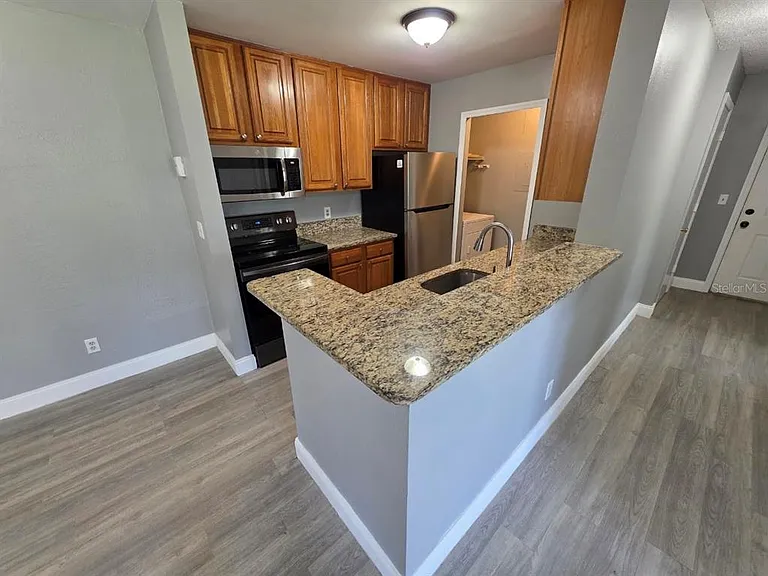 6130 Westgate Dr #102 — Photo 15