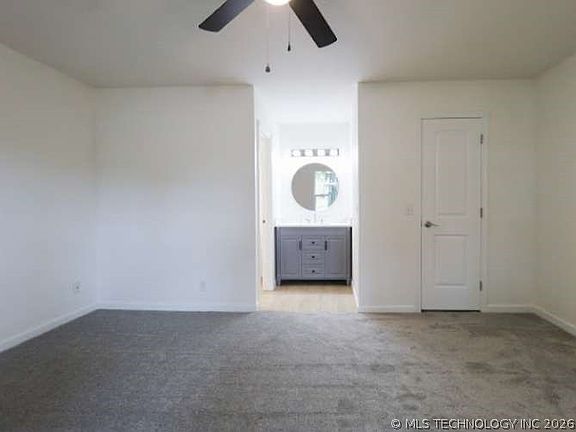 2nd image of 2509 E Tacoma St