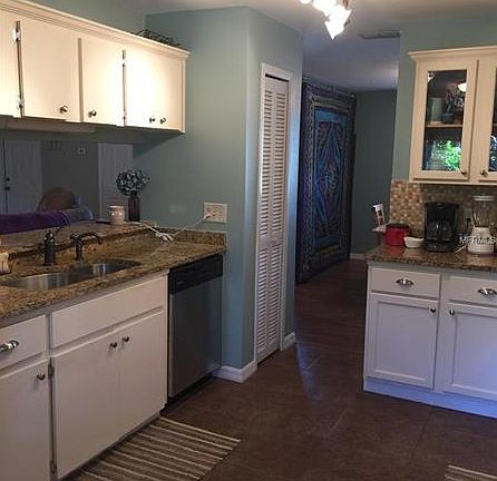5th image of 418 Barrywood Ln