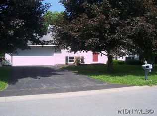 8012 Winfield Cir, Rome, NY 13440