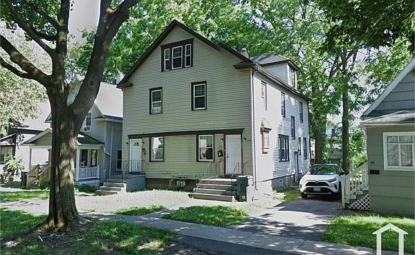 1st image of 437 Cottage St #437