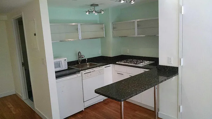 Rented by Jeffrey Mosczyc, LREB | media 18