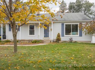 2503 Michael Ave SW, Wyoming, MI 49509