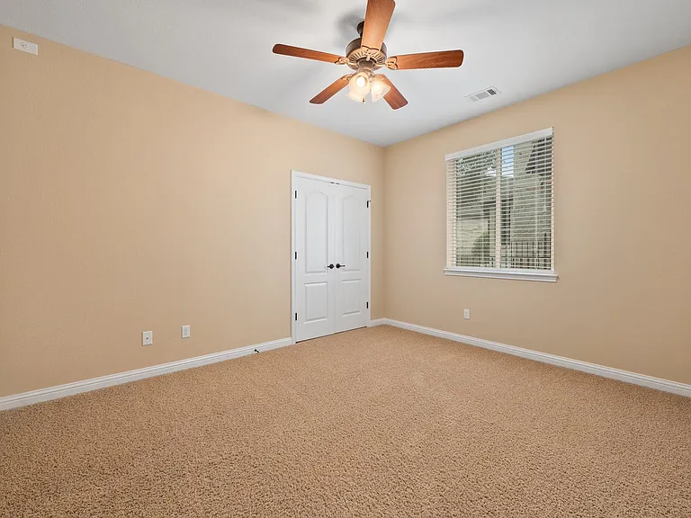 4917 Pyrenees Pass — Photo 13