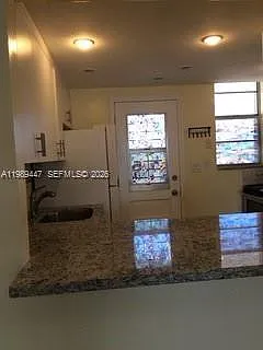 3000 Marcos Dr #P304 — Photo 16