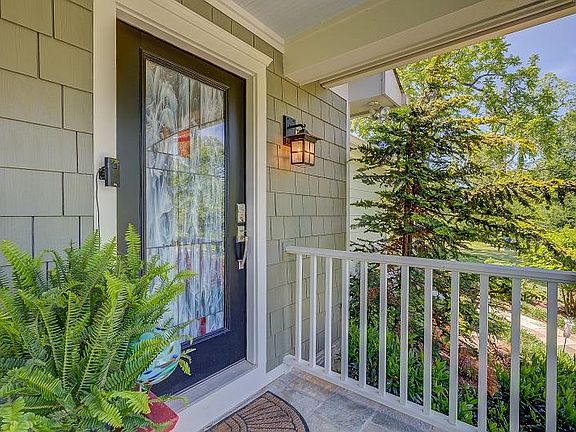 5th image of 7585 Bending Oak Dr