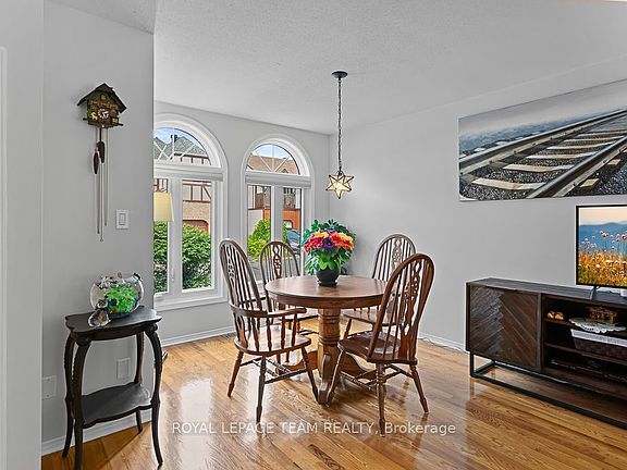 4th image of 2756 Massicotte Ln