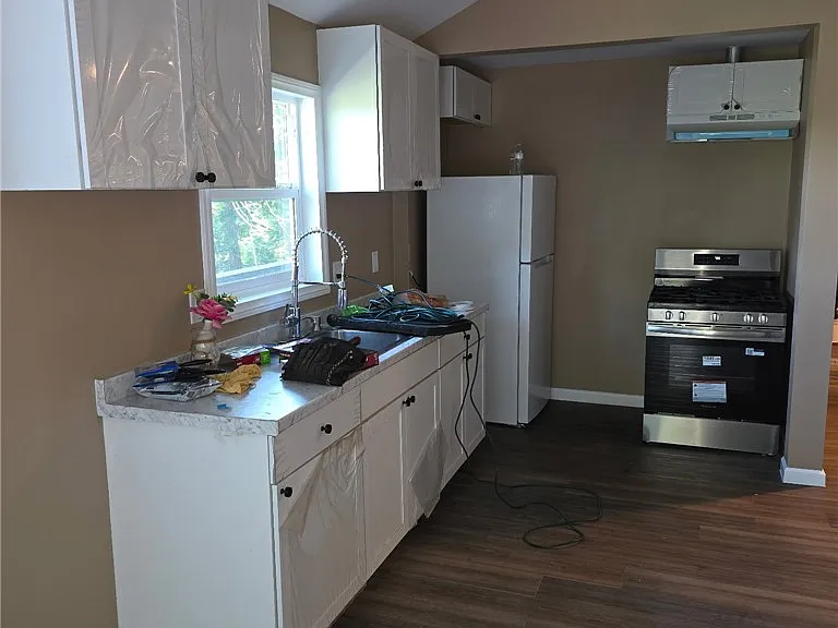 979 Venus Way — Photo 12