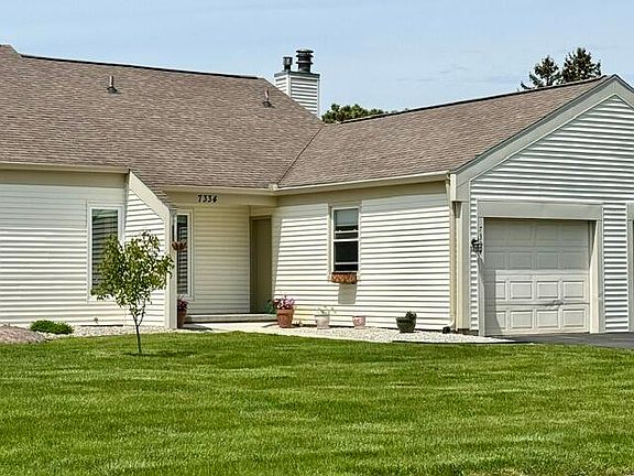 3rd image of 7334 Creekside Dr #23