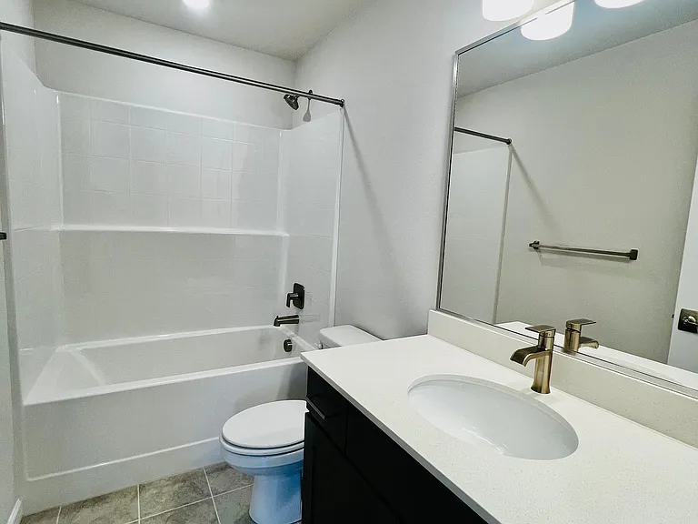 19282 NE 69th Cir #101 — Photo 13