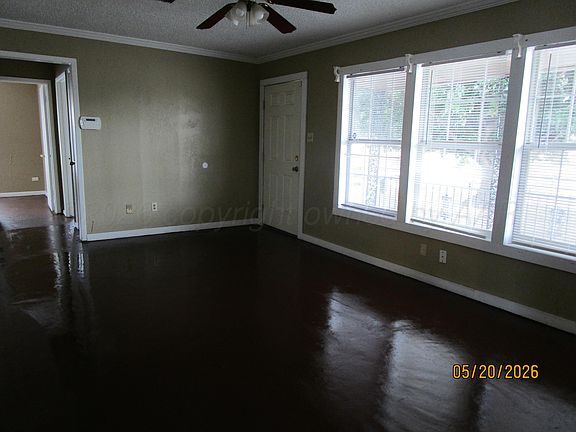 2nd image of 926 West Dr