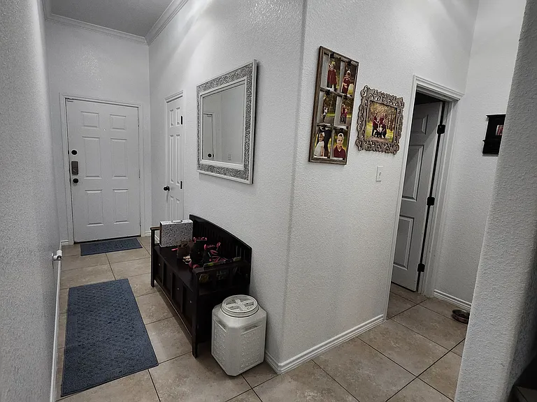 2105 Mike Dr — Photo 6