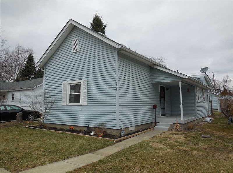 1st image of 608 E South St