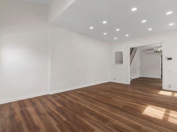 2nd image of 3435 Jordan St